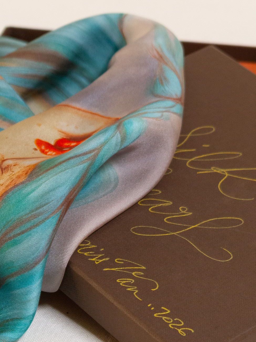Muses Silk Scaf - Miss Van 2026